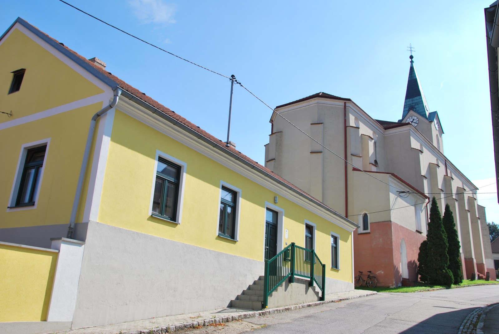 Pfarrhaus - Pfarrkirche 